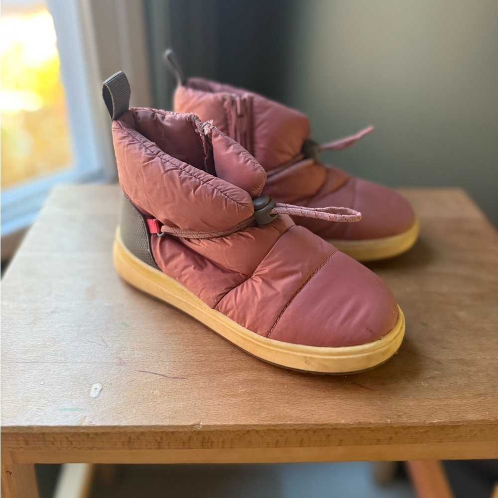 ZARA Kids Pink Puffer Boots